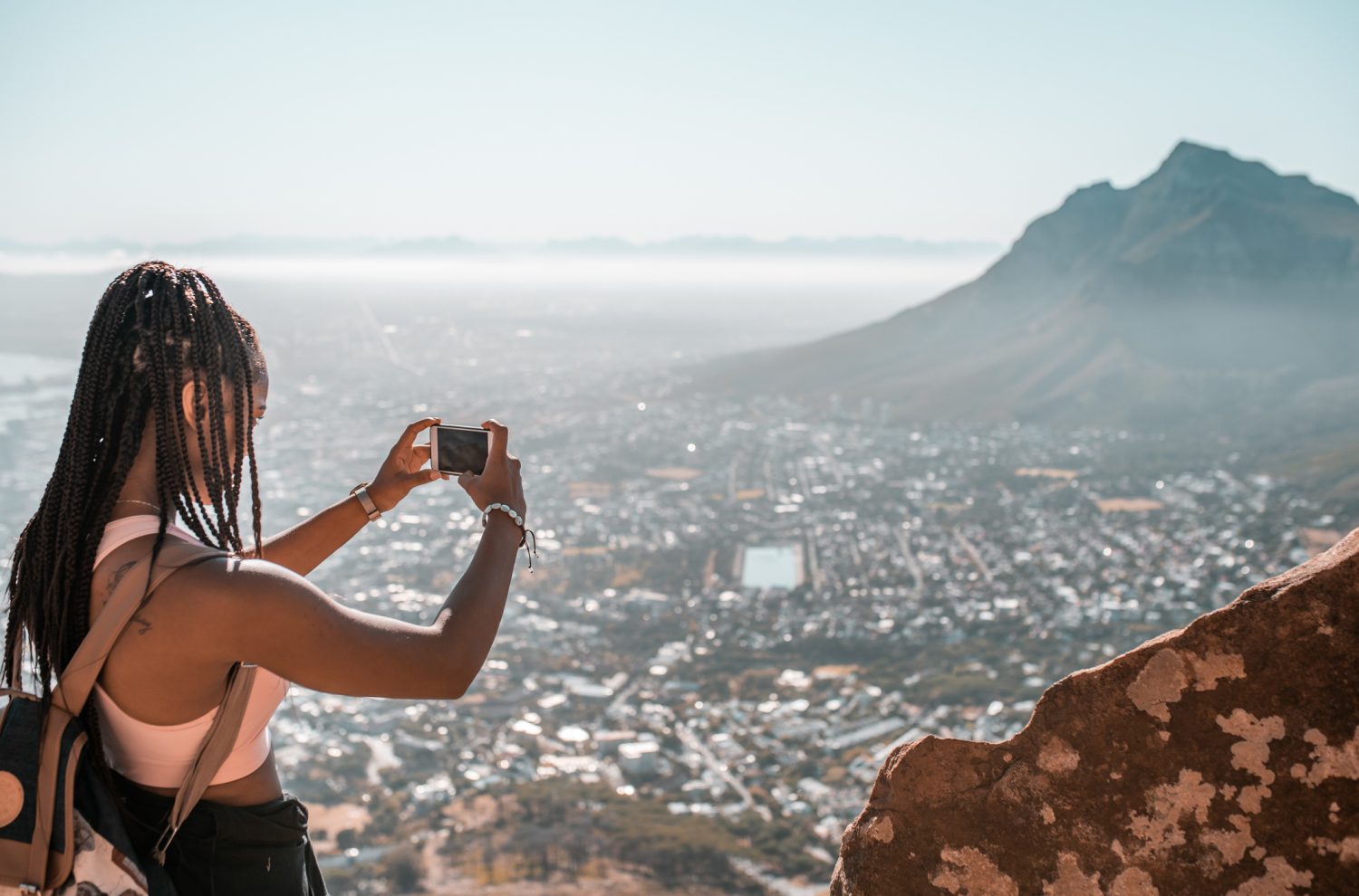 Young woman making the photo of Cape Town, South Africa.